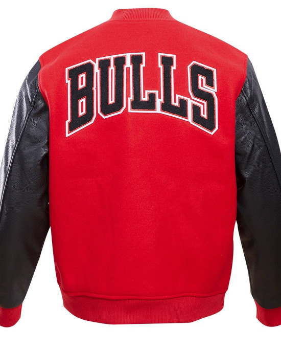 Chicago Bulls Classic Red Wool And Leather Varsity Jacket Chicago Bulls Classic Red Wool And Leather Varsity Jacket