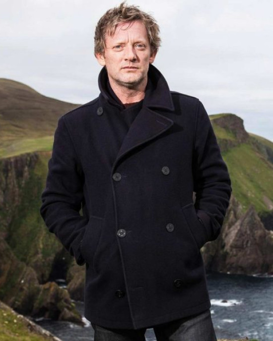 Douglas Henshall Shetland Black Peacoat Douglas Henshall Shetland Black Peacoat