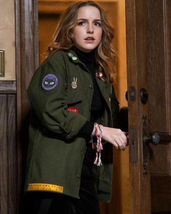 Just Beyond Mckenna Grace Cotton Jacket Just Beyond Mckenna Grace Cotton Jacket