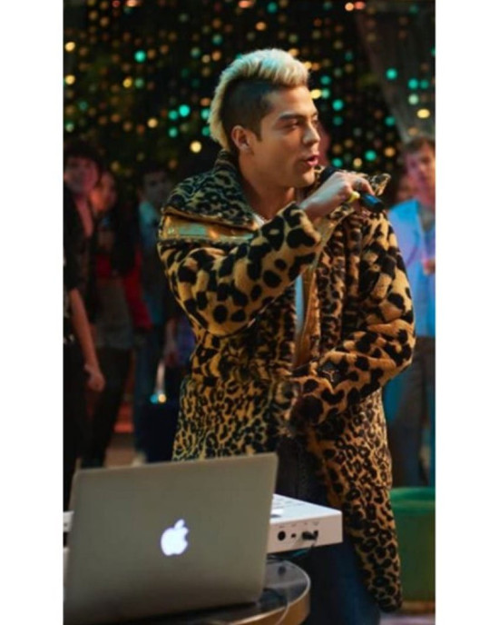 Rebelde 2022 Jeronimo Cantillo Leopard Trench Coat Rebelde 2022 Jeronimo Cantillo Leopard Trench Coat