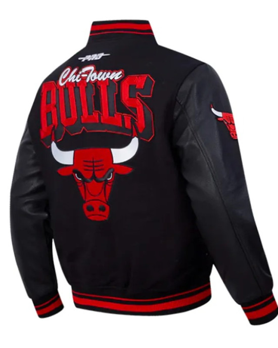 Chicago Bulls Team Badge Classic Rib Varsity Jacket