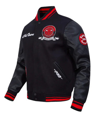 Chicago Bulls Team Badge Classic Rib Varsity Jacket