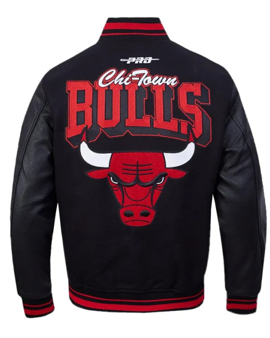 Chicago Bulls Team Badge Classic Rib Varsity Jacket