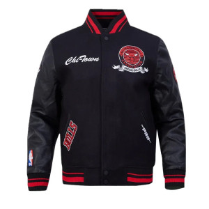 Chicago Bulls Team Badge Classic Rib Varsity Jacket